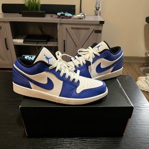 Air Jordan 1